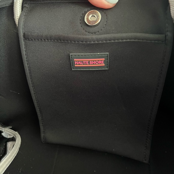 Haute Shore tote - Picture 4 of 6
